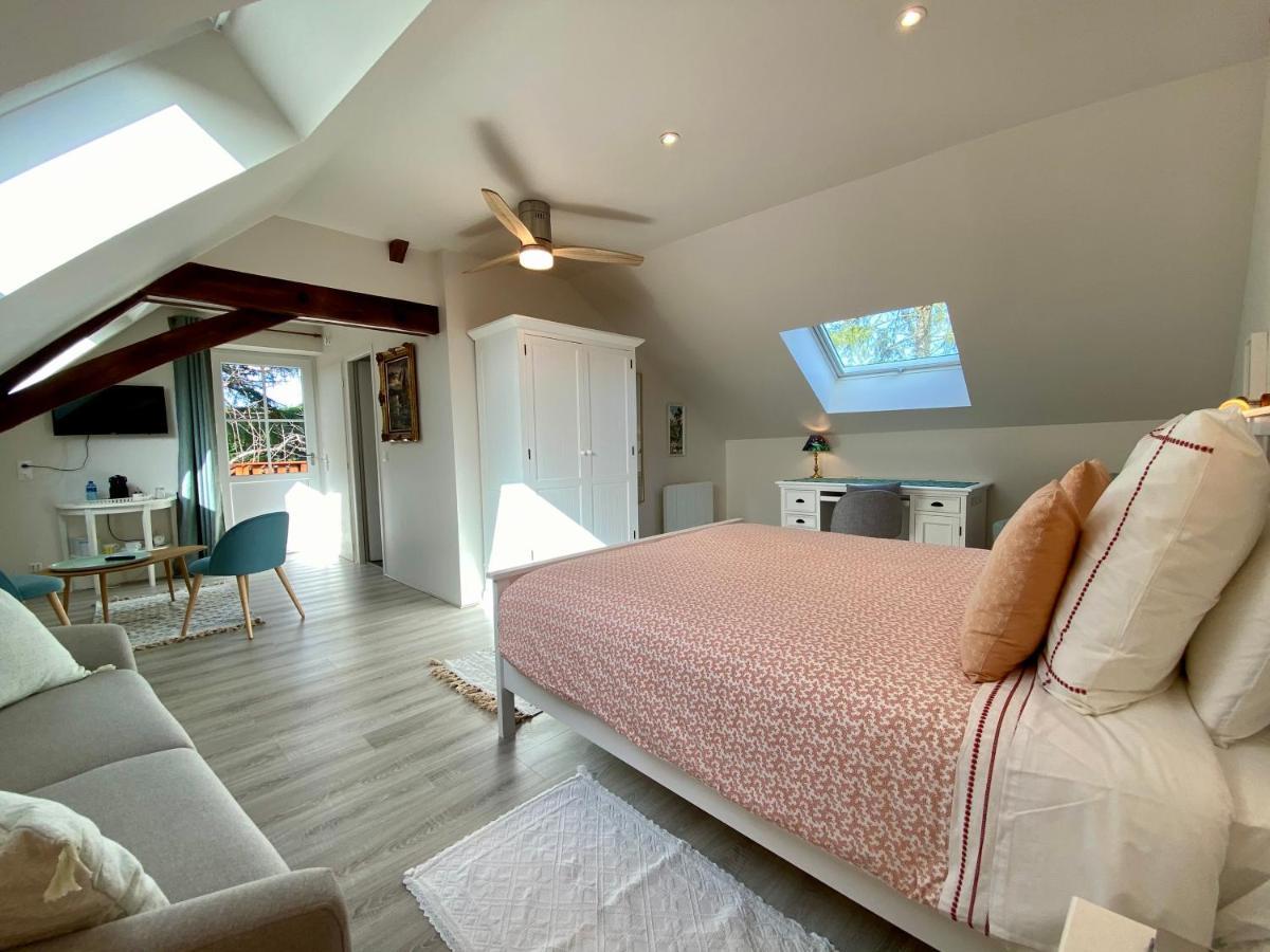 Sans Souci Bed And Breakfast Luxe Heated Pool And Restaurant Luzillé Exteriör bild