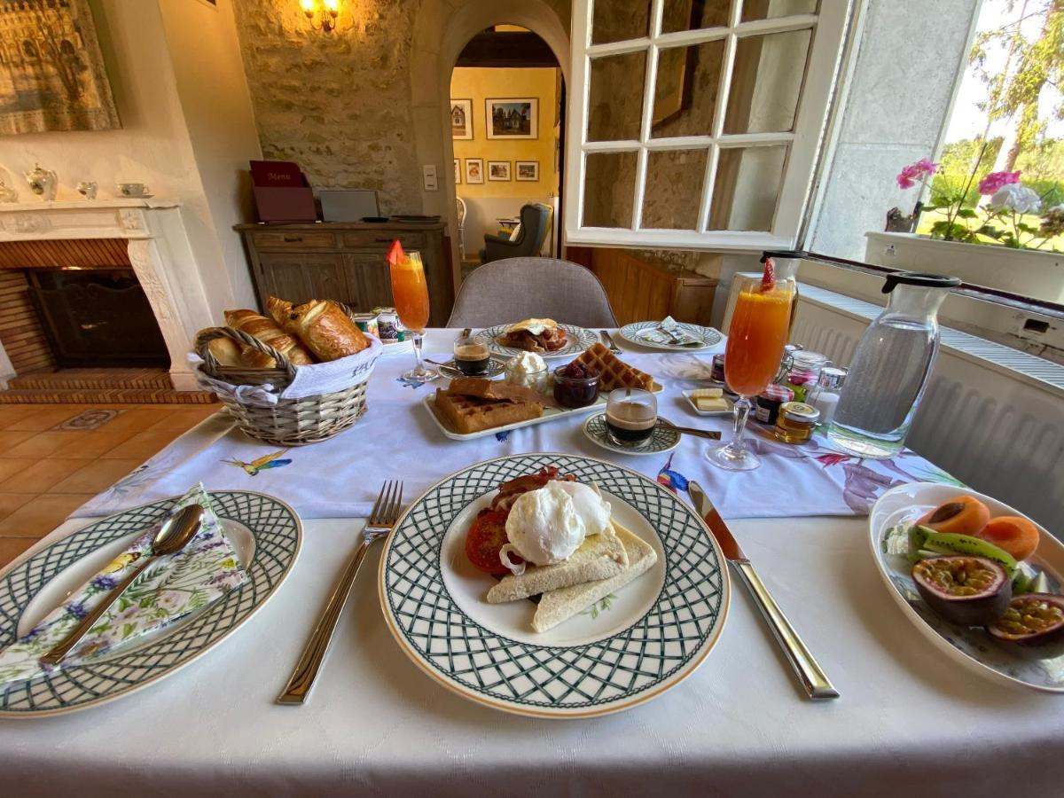 Sans Souci Bed And Breakfast Luxe Heated Pool And Restaurant Luzillé Exteriör bild
