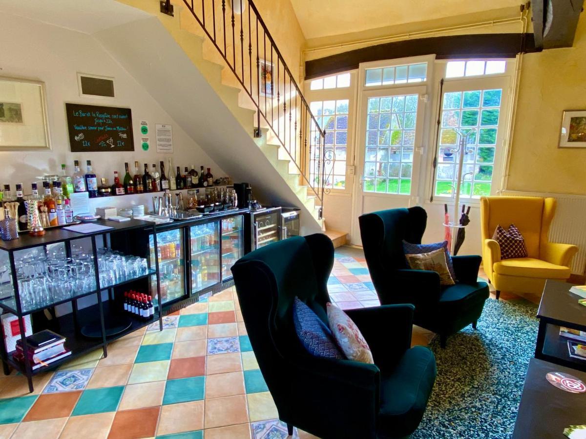 Sans Souci Bed And Breakfast Luxe Heated Pool And Restaurant Luzillé Exteriör bild