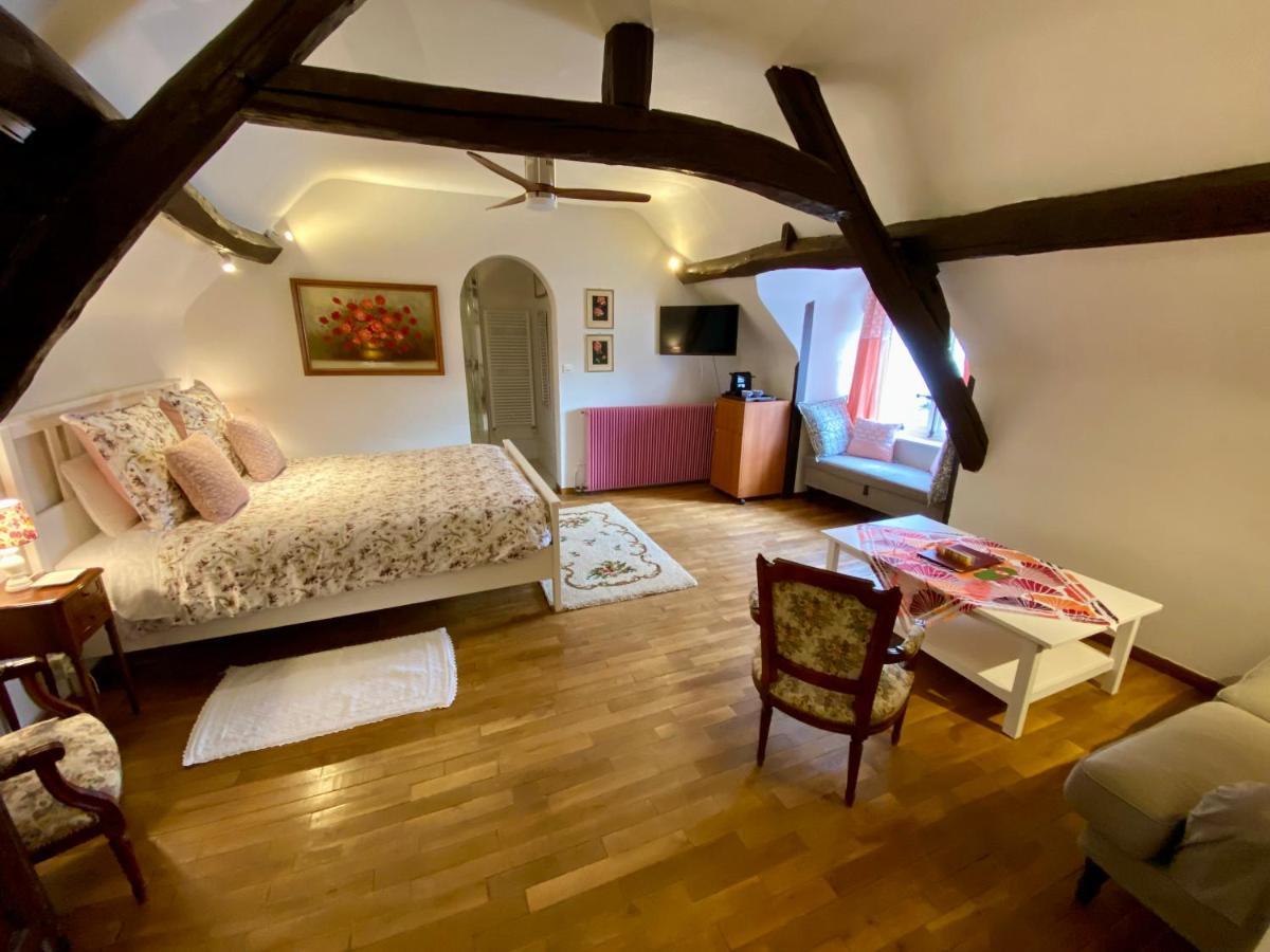 Sans Souci Bed And Breakfast Luxe Heated Pool And Restaurant Luzillé Exteriör bild