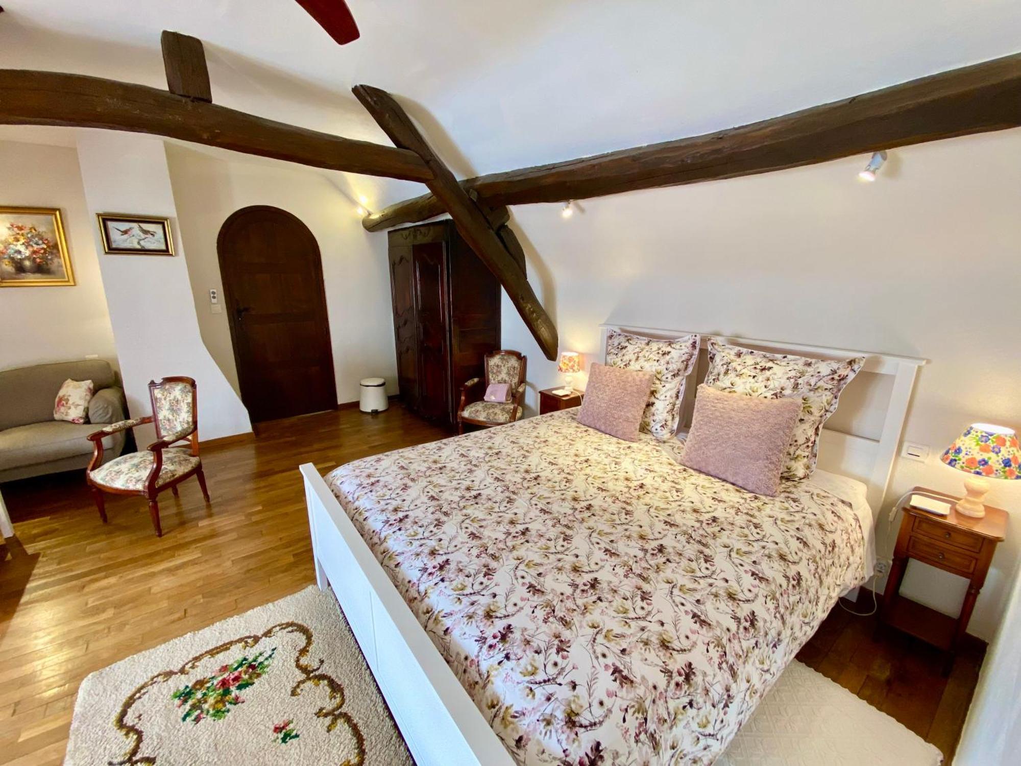 Sans Souci Bed And Breakfast Luxe Heated Pool And Restaurant Luzillé Rum bild